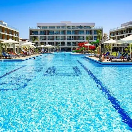 Apartmán Courtyard 1+1 A1-34 Trikomo